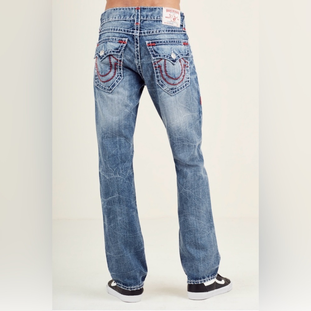 True Religion "WORLD TOUR" Men’s/ size 31/ Ricky Red Stitch Super T jeans - Picture 2 of 16